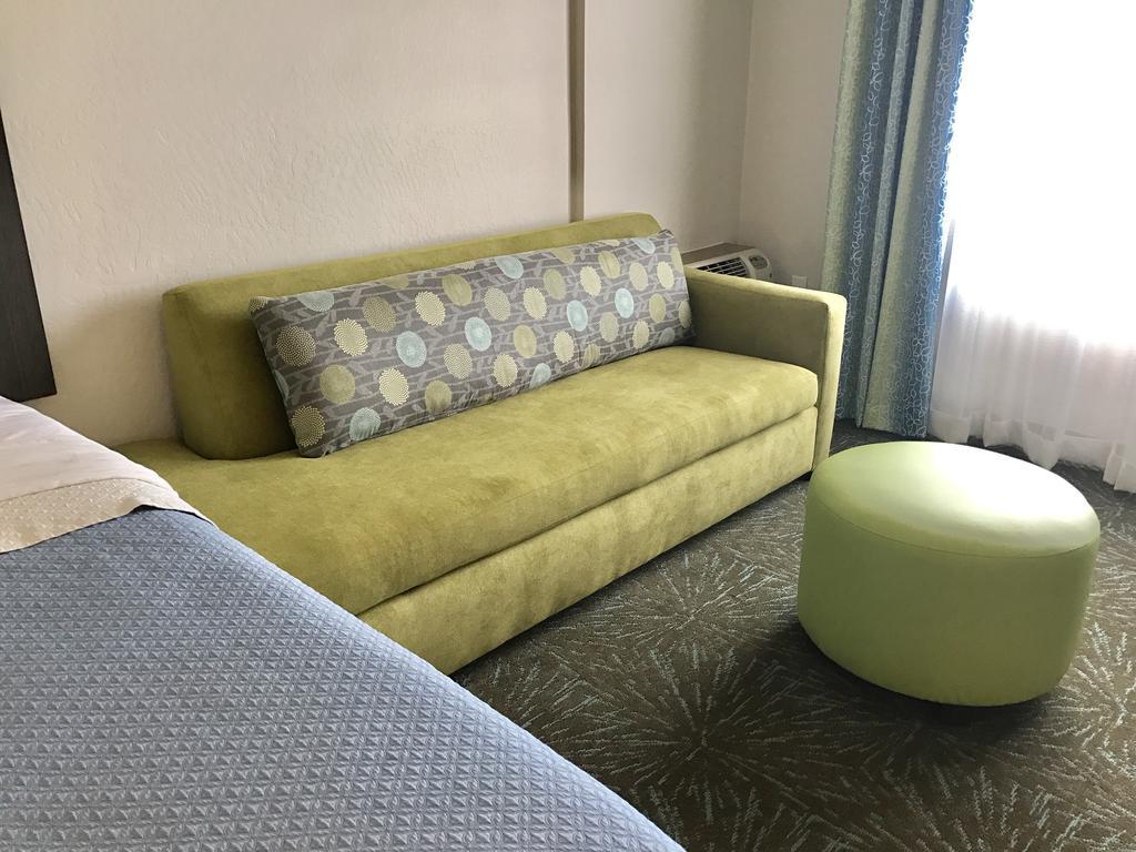 デイズ イン&スイーツ バイ ウィンダム イースト フラッグスタッフ 部屋 写真